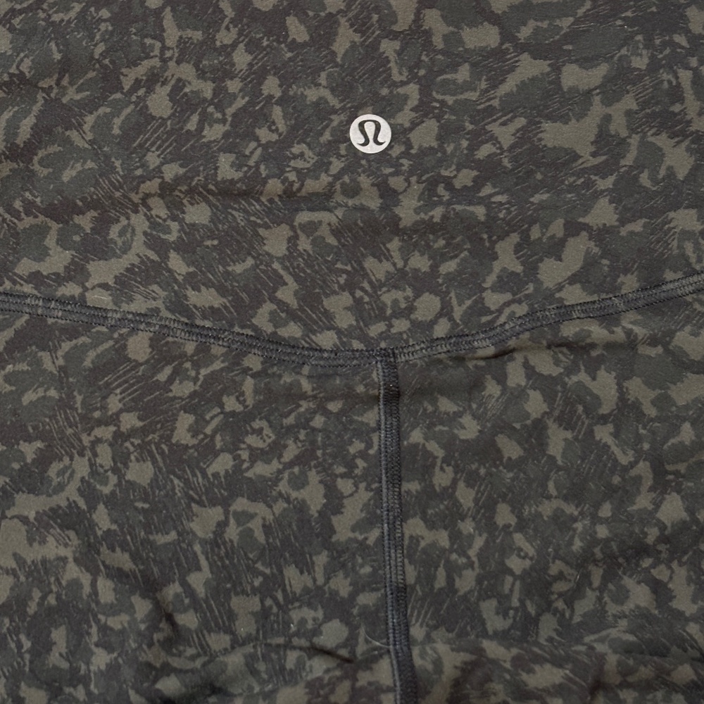 Lululemon leggings align